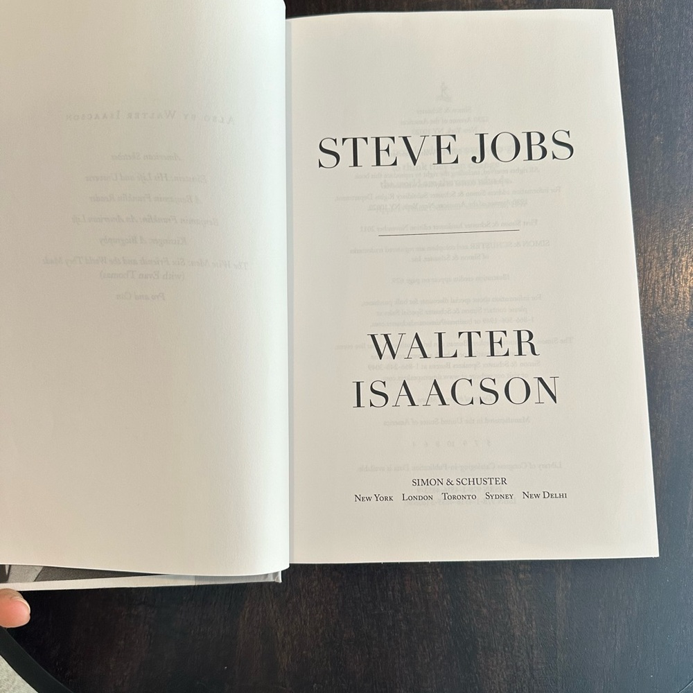 Steve Jobs by Walter Isaacson Book hardback